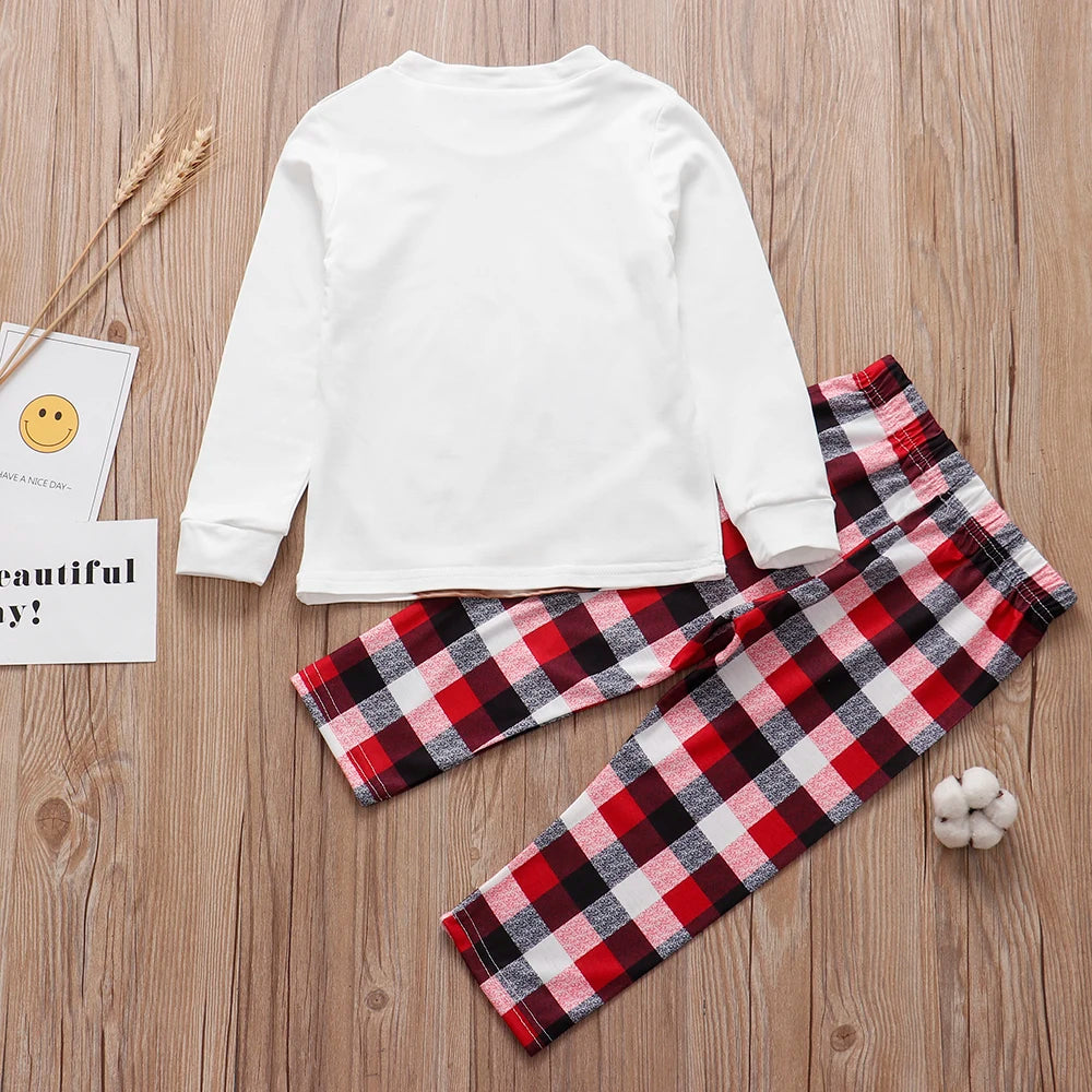 Matching Family Christmas Pajamas (+ Dog)